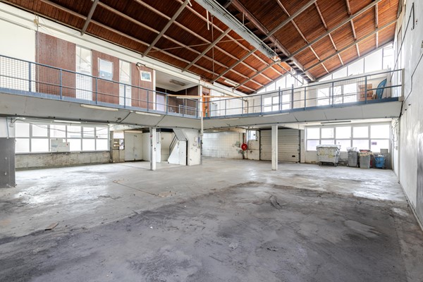 Medium property photo - Loetestraat 2, 3044 AX Rotterdam